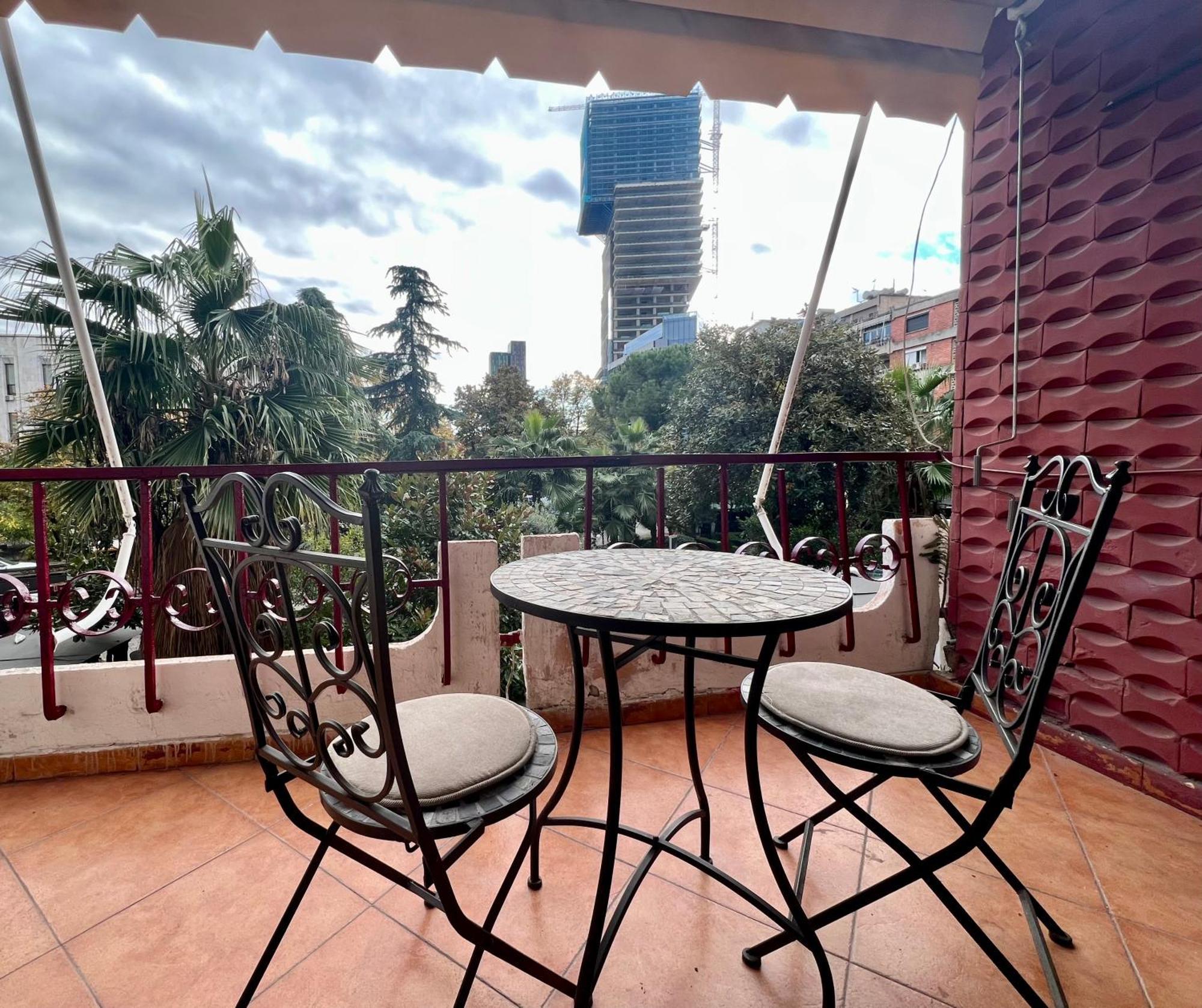 Apartment In Skanderbeg Square - Tirana Center 1 Экстерьер фото
